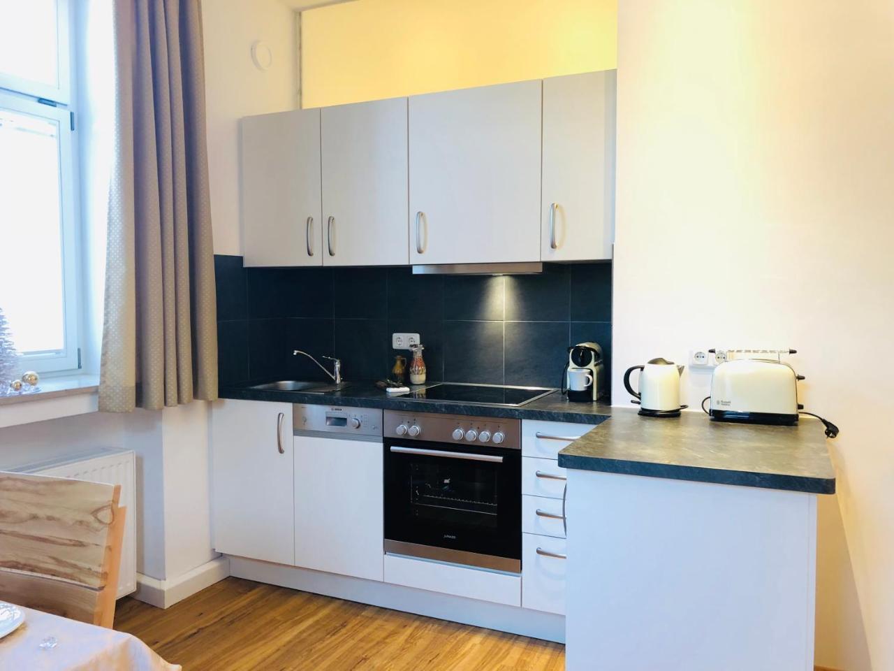 Golden Gapa Central Family Apartment 28 加爾米施-帕滕基興 外观 照片