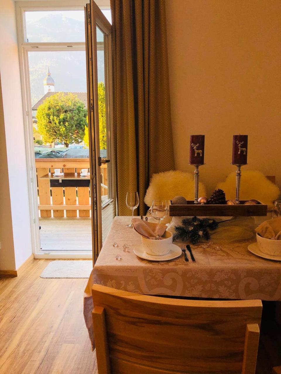 Golden Gapa Central Family Apartment 28 加爾米施-帕滕基興 外观 照片